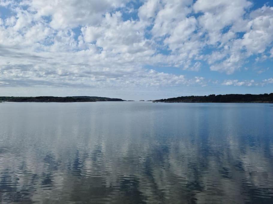 Foertjusande Gaesthus Med Parkering Fjällbacka Exteriör bild